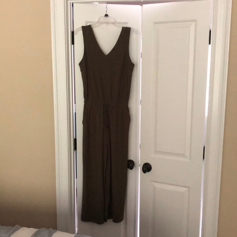 Old Navy Active Breathe Jumpsuit size M
